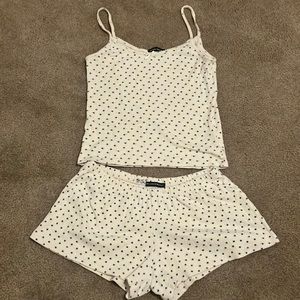 Brandy Melville Blue floral matching set one size tank w bow and cute shorts